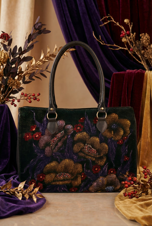 Geanta din catifea pictata manual LP169