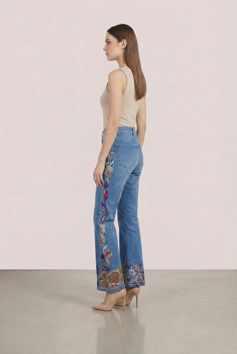 Pantalon Denim Pictat Manual cu Broderie Florala | LP185