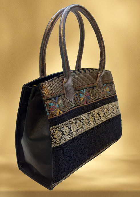 Poseta piele și aplicatii din dantela LP111