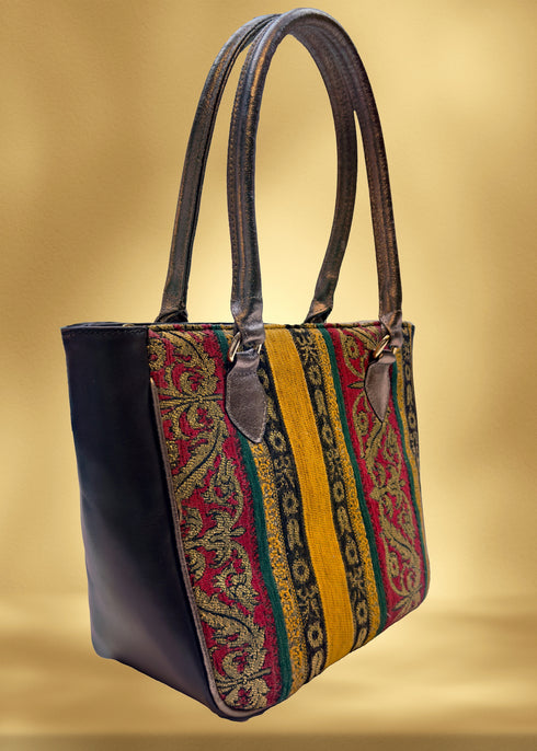 Poseta piele și material textil pictat manual G111