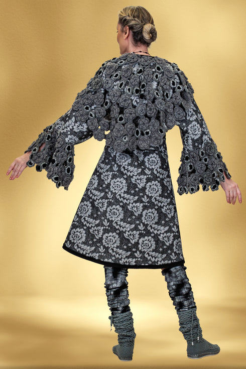 Jachetă stofă cu garnituri lucrate manual – CTN-76