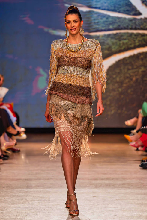 Pulover tricotat manual cu franjuri – unicat CTN-U6