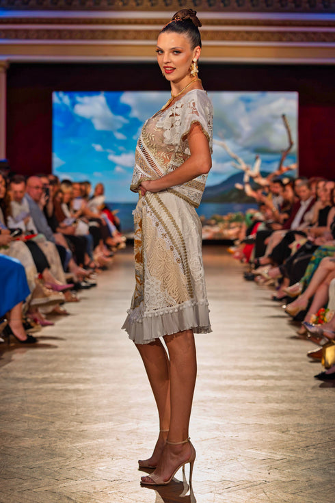 Fusta dantela cu aplicatii lucrate manual – CTN-53