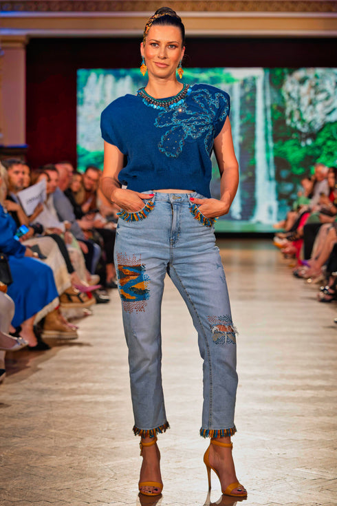 Pantalon denim cu aplicații lucrate manual – CTN-70