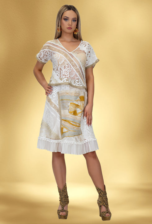 Fusta dantela cu aplicatii lucrate manual – CTN-53