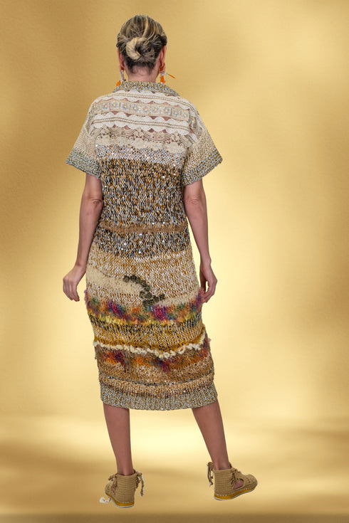 Rochie tricotată manual cu aplicații din dantelă – CTN-U3