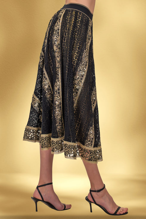 Fusta din dantela neagra cu fir metalic – CTN-8