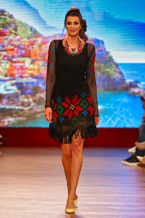 Rochie plasa cu broderie manuala I-15