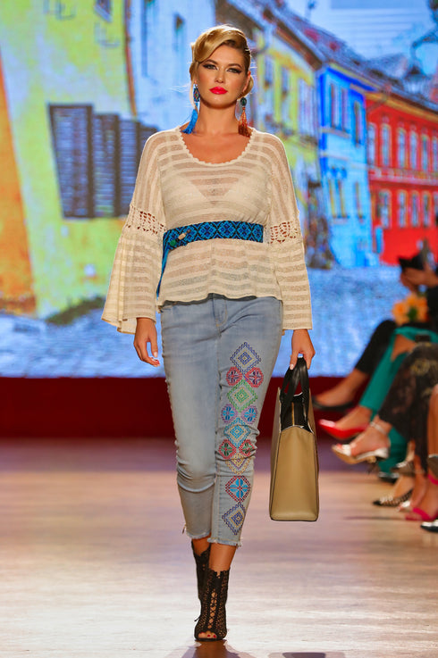 Pantaloni denim cu broderie freeshipping - Liza Panait Online Boutique