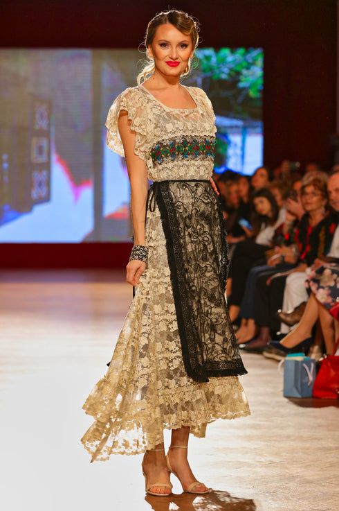 Rochie din dantela cu broderie freeshipping - Liza Panait Online Boutique