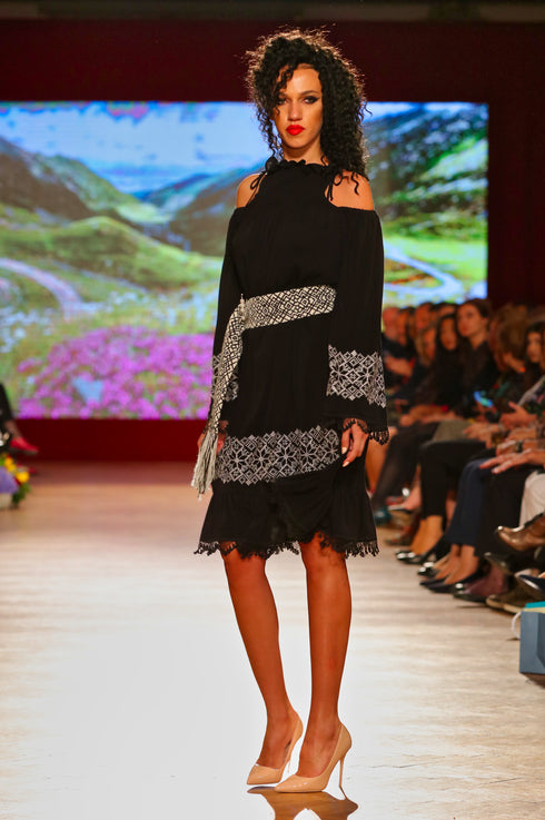 Rochie vascoza cu broderie ID-21