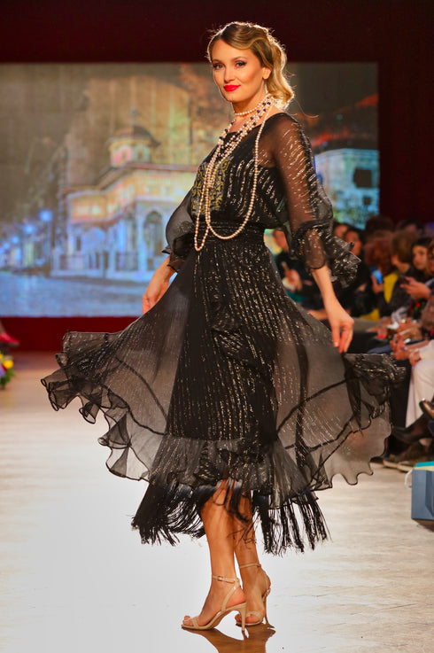 Rochie matase neagra cu broderie ID-8