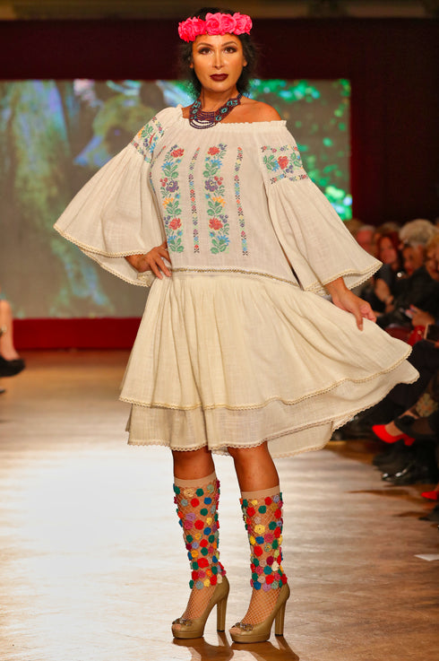 Rochie bumbac cu broderie P-75