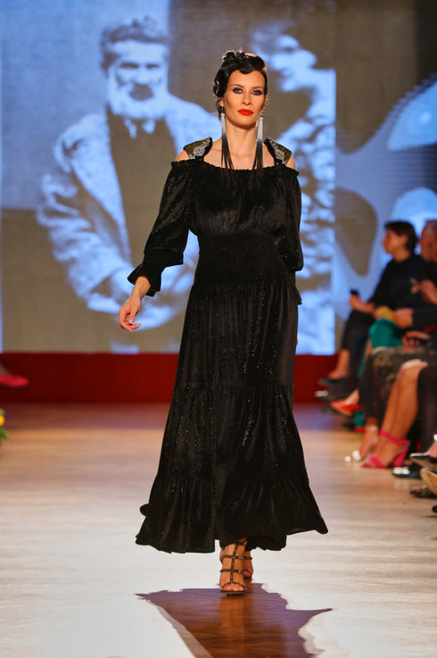 Rochie din catifea cu broderie ID-9