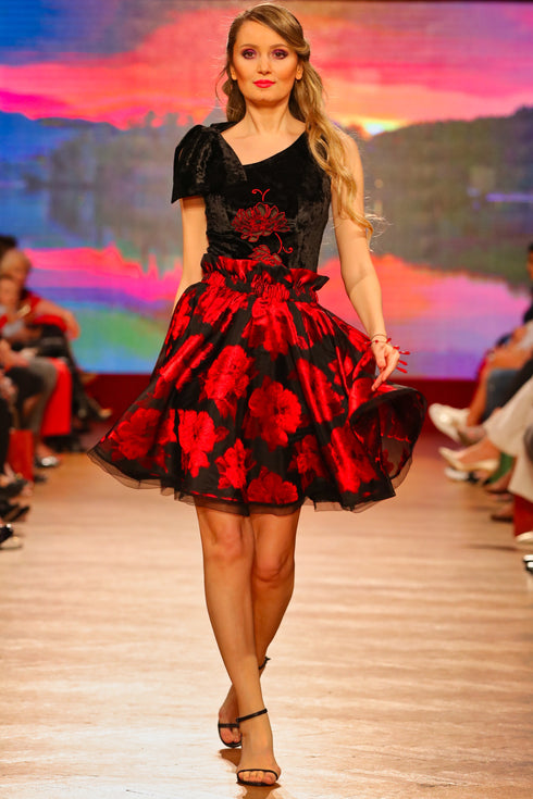 Bluza catifea cu broderie I-4B