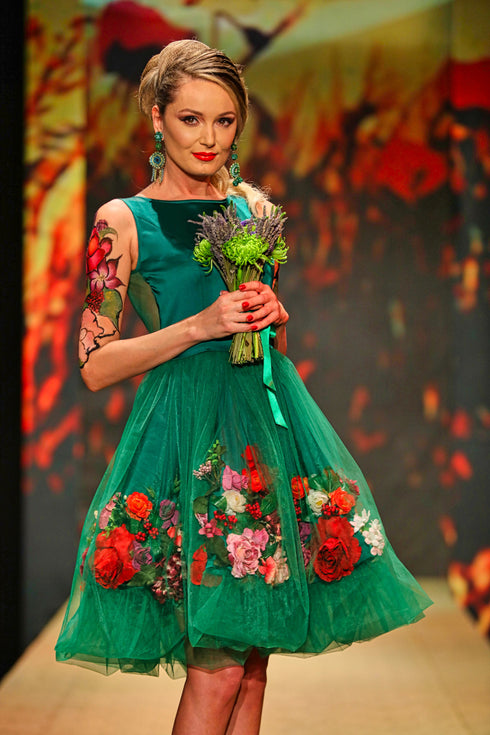 Rochie tull cu detalii din flori artificiale G5370