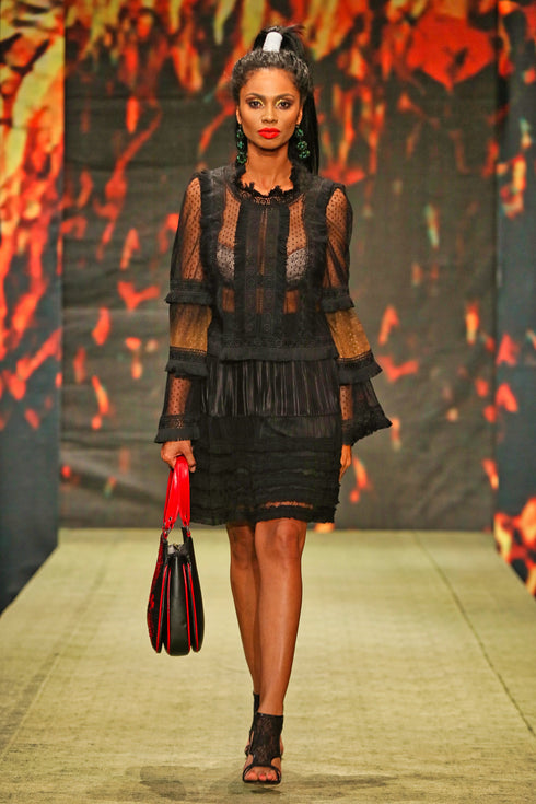 Bluza tul cu buline si detalii din dantela 2483A