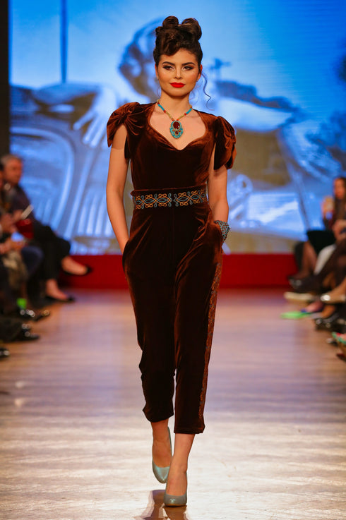 Pantaloni catifea cu broderie T-143