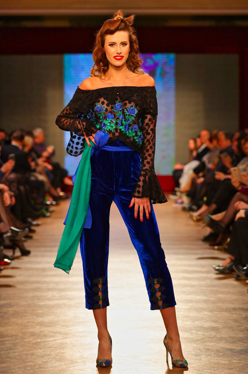 Bluza tul cu broderie T-160