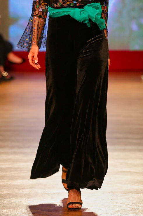 Pantaloni catifea neagra T-163