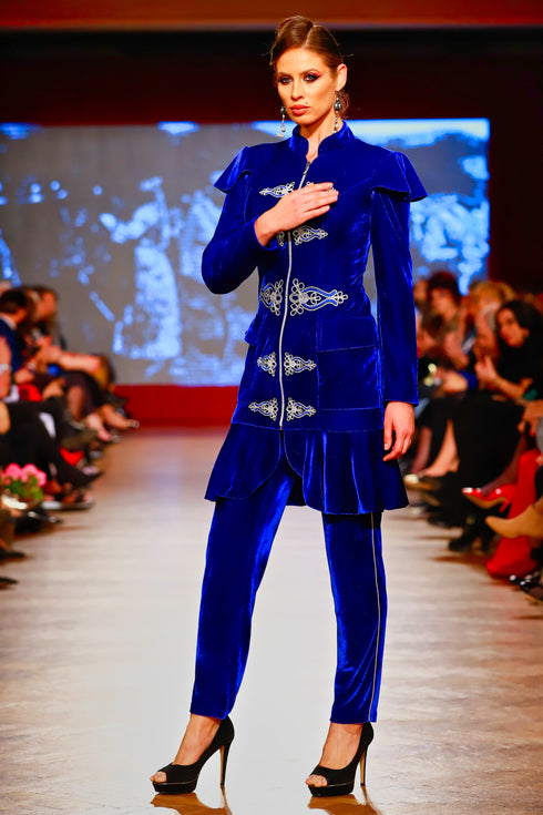 Jacheta catifea cu broderie RM-67